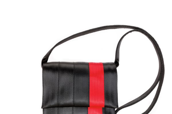 Crossbody Black Red front