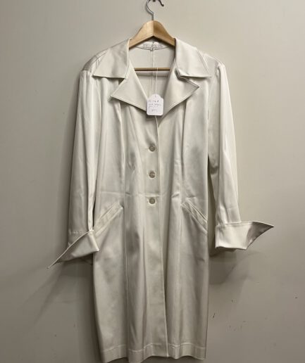 Puck & Hans - Witte satijnen jas (kl.2)