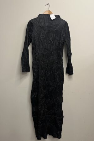 Eiske Henneman - Zwarte plissé jurk (kl.19)