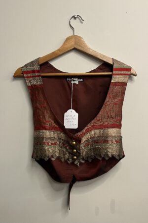Puck & Hans - Rood goud geborduurd gilet (kl.2)